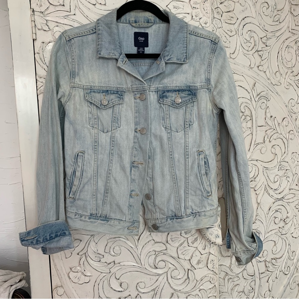 SALE Gap Light Wash Denim Jacket